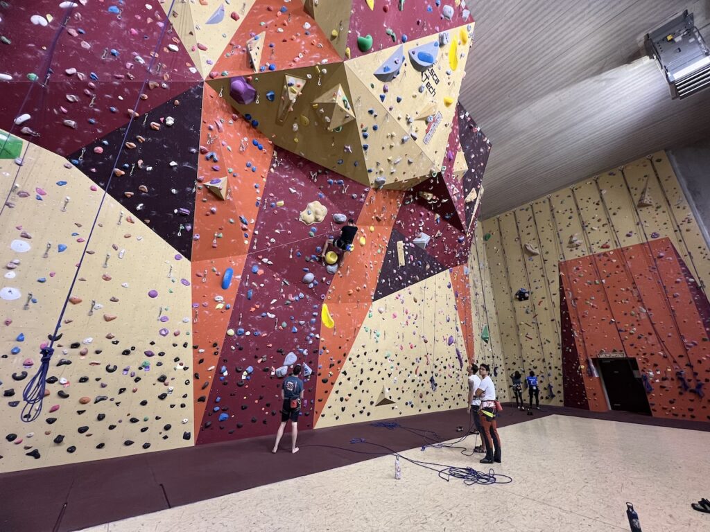 Cours d'escalade à Reims avec Cordévasion